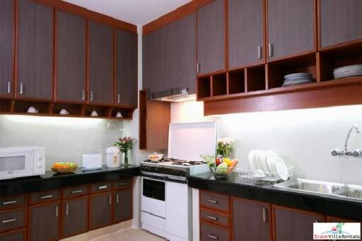 Stylish Two Bedroom Apartments for Rent in Lumphini