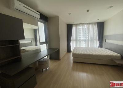 Sky Walk Condo  One Bedroom Condo + Study Room with City Views in Phra Khanong