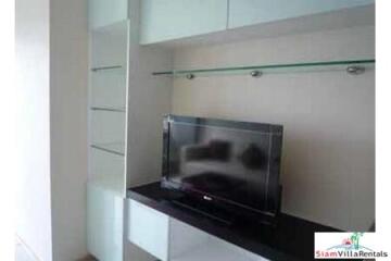 Noble Remix - Large Two Bedroom Condo for Rent Directly at Thonglor BTS