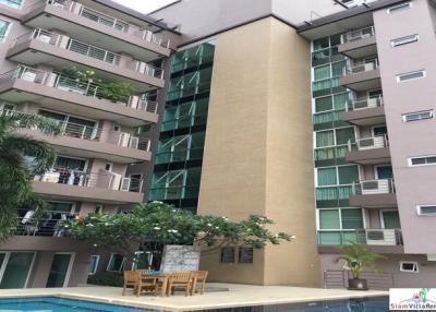 Serene Place  Two Bedroom Asoke Condo For Rent Near Shopping and Benchasiri Park