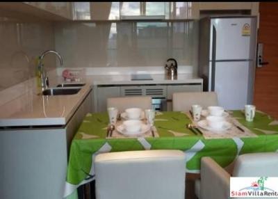 Sukhumvit 28  Super Luxury Two Bedroom Condo located on Sukhumvit Road & Near BTS Asoke