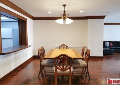 Spacious and Conveniently Located Two Bedroom Apartment for Rent in Phrom Phong