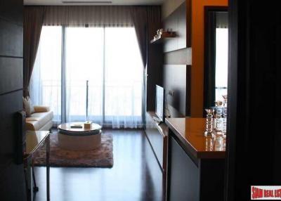 Ivy Ampio Condo | Modern Two Bedroom Condo for Rent on High Floor in Ratchadaphisek