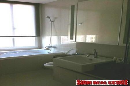 Modern and stylish 1 bedroom, 1 bathroom condo for rent, 30th floor, City View at 39 by Sansiri, Sukhumvit 39