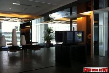 Modern and stylish 1 bedroom, 1 bathroom condo for rent, 30th floor, City View at 39 by Sansiri, Sukhumvit 39