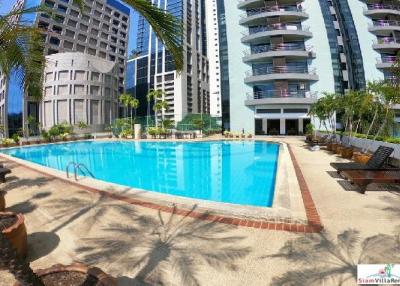 Baan Somthavil  Extra Large Three Bedroom for Rent with Views of Lumpini Park and Royal Bangkok Sport Club in Ratchadamri