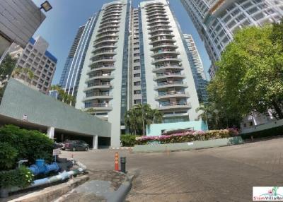 Baan Somthavil  Extra Large Three Bedroom for Rent with Views of Lumpini Park and Royal Bangkok Sport Club in Ratchadamri