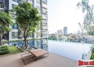 Rhythm Sukhumvit 36-38  Furnished Contemporary Two Bedroom Condo for Rent