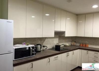 Richmond Palace  Good Value Three Bedroom Condo for Rent in Phrom Phong Only 50K