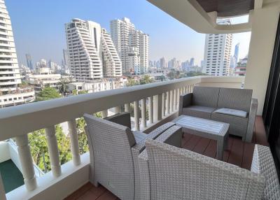 Large Pet-Friendly Condo Sukhumvit 39 Sale