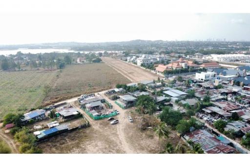 4,800 Sqm. Land listed for ฿ 4,500,000.