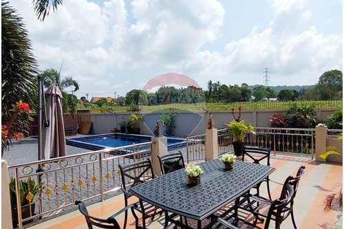 5 Bedroom Pool Villa in Bang Saray - 920471009-101