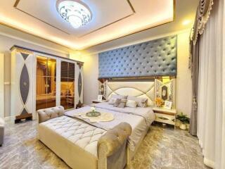 Elegant 3-bedroom house in Banglamung