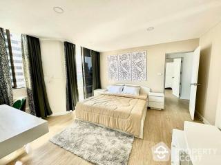 2-BR Condo at Supalai Place Sukhumvit 39 near BTS Phrom Phong