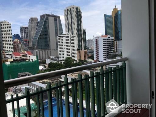 1-BR Condo at Wind Sukhumvit 23 near BTS Asok