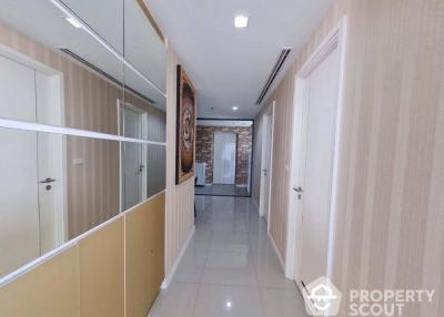 2-BR Condo at Star View close to Phra Ram 3