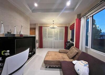 4 Bedrooms Mordern House for Rent in Suthep