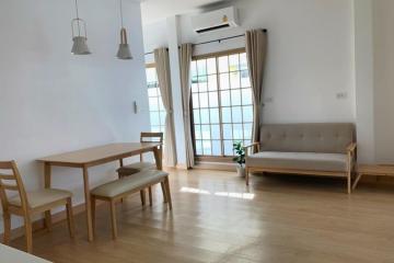 2 Bedrooms Minimal Muji Single House for Rent/ Sale near Central festival Chiangmai
