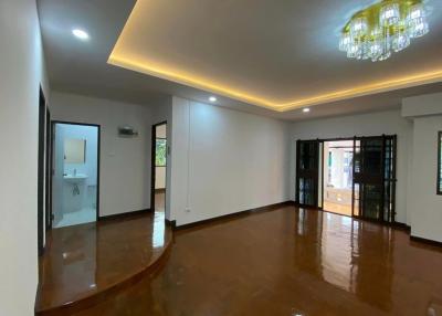 3 Bedrooms Single house for Sale in Nong Chom, San Sai District