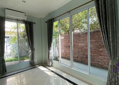 Lovely 3 Bedroom House For Sale in a Gated Community Next to Payap University Chiang Mai