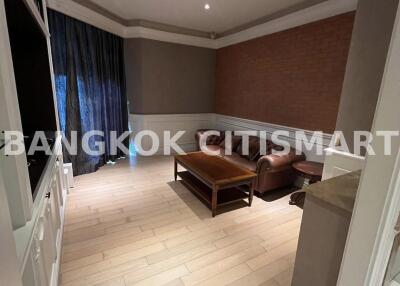 Condo at Eight Thonglor for sale