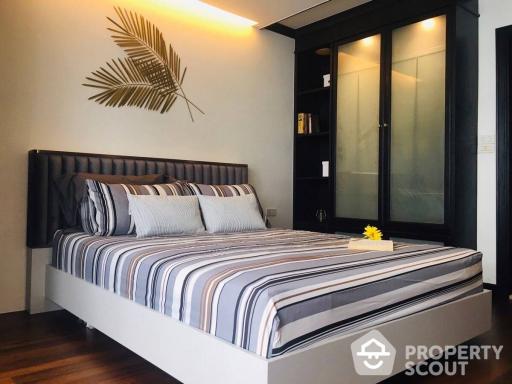 2-BR Condo at Green Point Silom near BTS Chong Nonsi