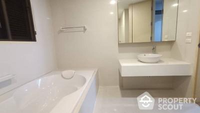 2-BR Condo at Amanta Ratchada near MRT Thailand Cultural Centre