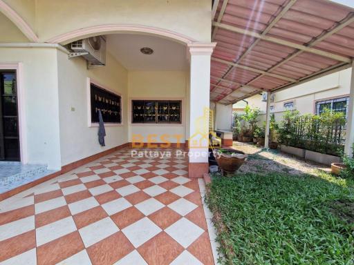 3 Bedrooms Villa / Single House in Ponthep 3/1 East Pattaya H011667