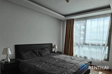 Hot deal foreigner name one bedroom at Pratumnak