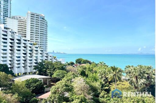 For sale Beach front condo The Palm Wongamat Studio Sea view