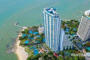 For sale Beach front condo The Palm Wongamat Studio Sea view