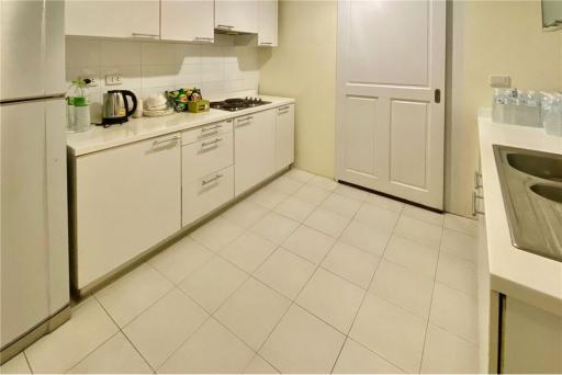 Newly Renovated 3BR/3BA Condo for Rent at Wattana Suite