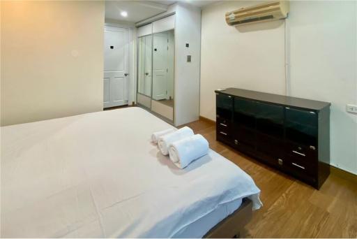 Newly Renovated 3BR/3BA Condo for Rent at Wattana Suite