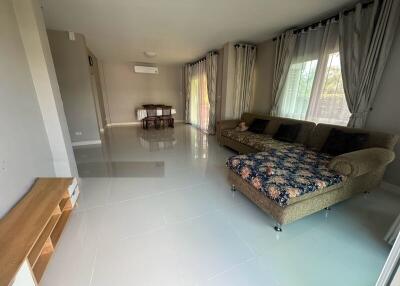 House for Rent in Nam Phrae, Hang Dong.