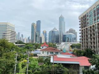 Condo for Rent at Royal Residence Park