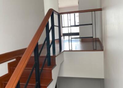 Townhouse for Sale at Areeya Mandarina Village