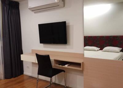 Condo for Rent at 15 Sukhumvit Residences
