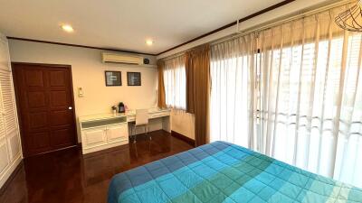 Condo for Rent at Saranjai Mansion