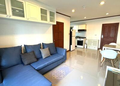 Condo for Rent at Saranjai Mansion