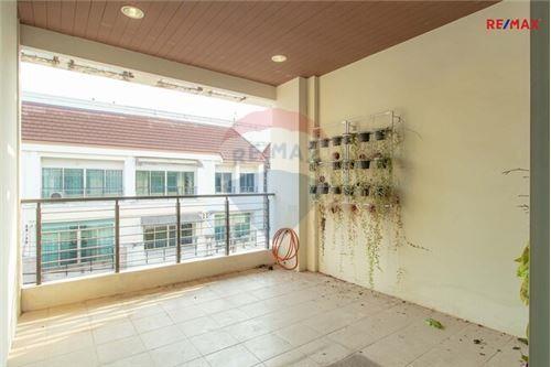 167 Sqm., 3 Beds Townhouse listed for ฿ 5,490,000.