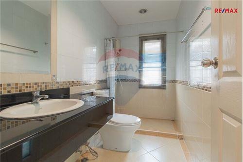 167 Sqm., 3 Beds Townhouse listed for ฿ 5,490,000.
