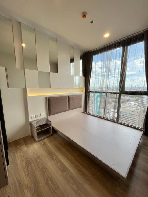 Condo for Rent at Oka Haus