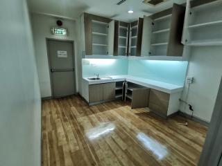 For Rent Bangkok Office Sathorn BTS Sala Daeng MRT Lumpini Sathorn