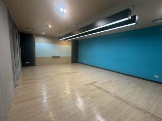 For Rent Bangkok Office Sathorn BTS Chong Nonsi Sathorn