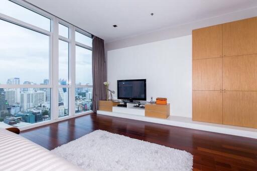 For Rent Bangkok Condo Athenee Residence Wireless BTS Phloen Chit Pathum Wan