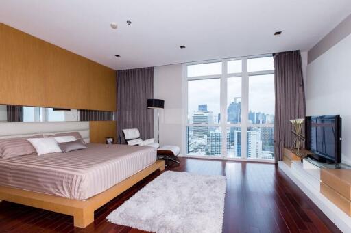 For Rent Bangkok Condo Athenee Residence Wireless BTS Phloen Chit Pathum Wan