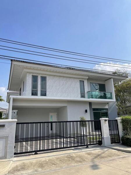 For Sale Bangkok Single House Perfect Place Rama 9 - Krungthep Kreetha Krungthep Kreetha Lat Krabang