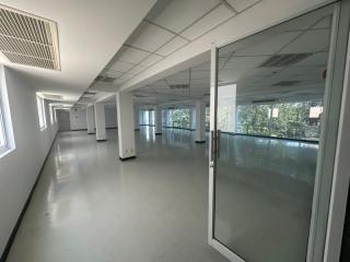 For Rent Bangkok Office Phahonyothin BTS Ari Phaya Thai