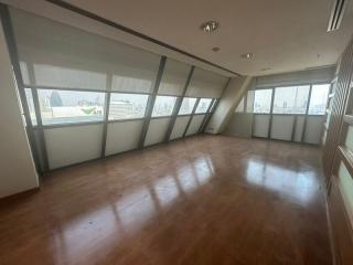 For Rent Bangkok Office Phahonyothin BTS Ari Phaya Thai