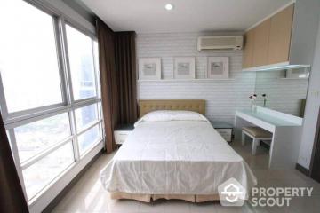 2-BR Condo at Pathumwan Resort near BTS Phaya Thai